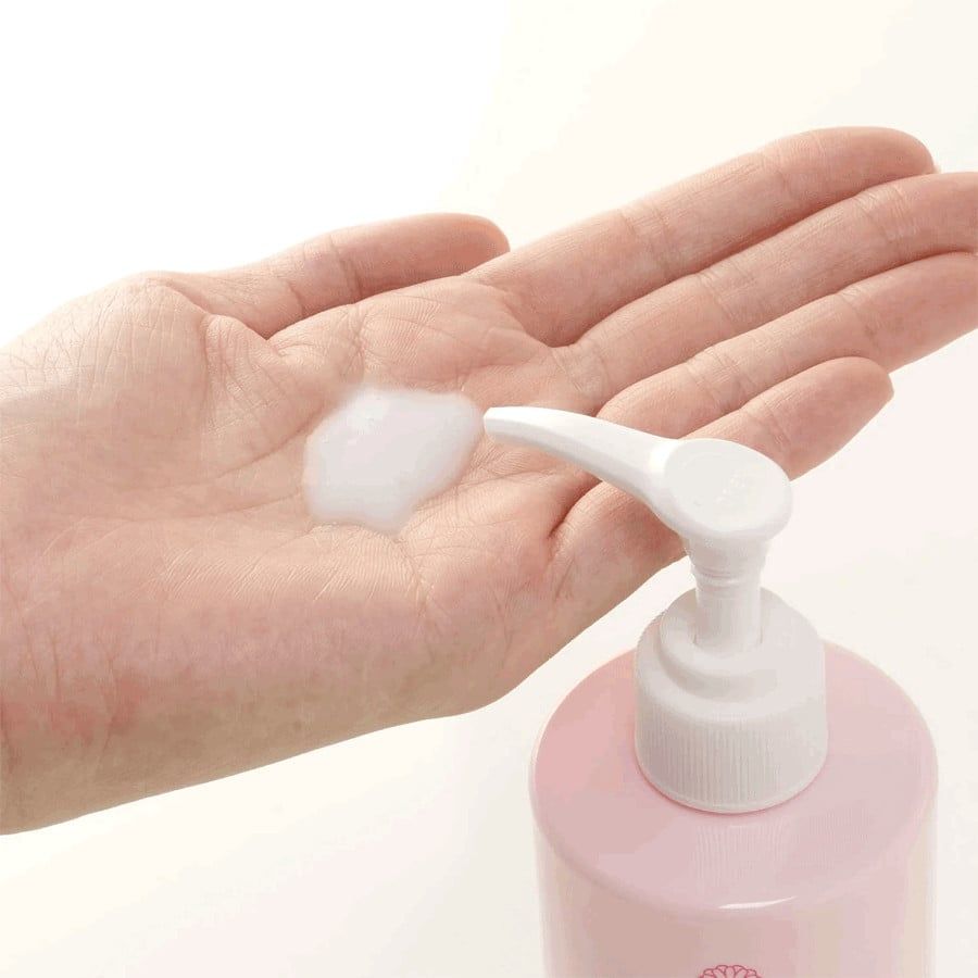 Sữa dưỡng Kikumasamune Emulsion 380ml