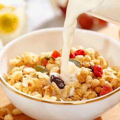 Ngũ cốc trái cây Calbee ít đường 600gr