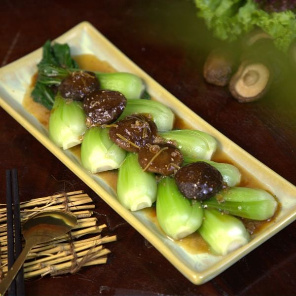  Cải thìa xào nấm đông cô 