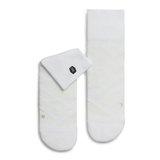  VỚ THỂ THAO NỮ ON PERFORMANCE MID SOCK W 