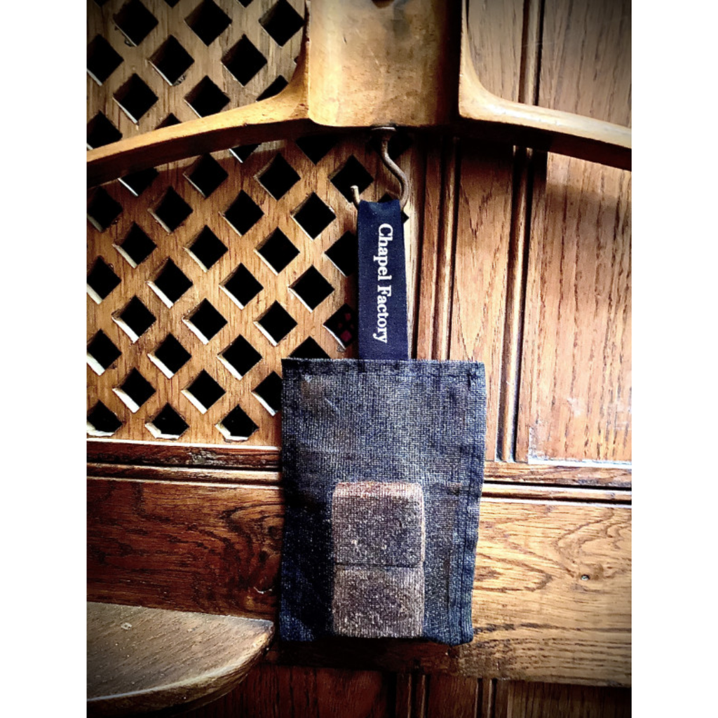 Sáp thơm phòng hương xạ hương đen Chapel Factory BLACK MUSK