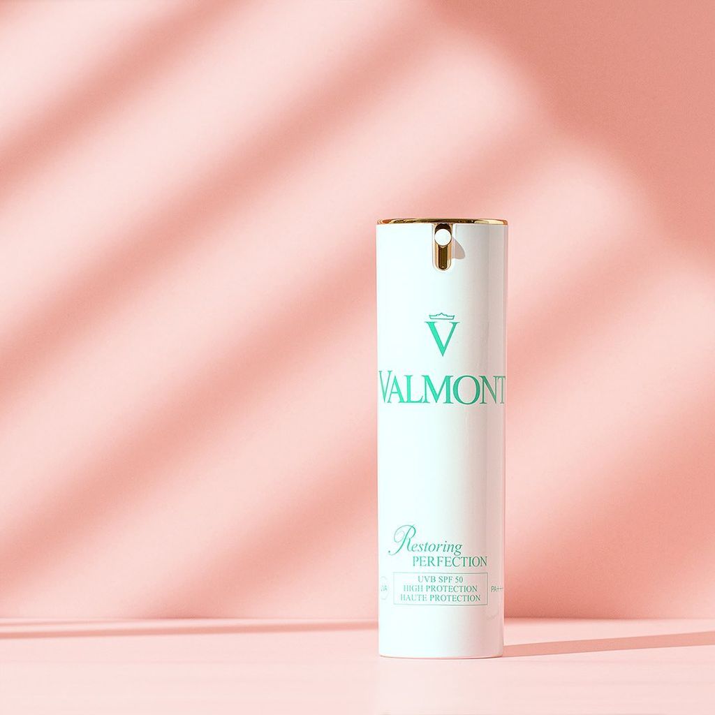 Kem chống nắng chống lão hóa Valmont RESTORING PERFECTION SPF 50