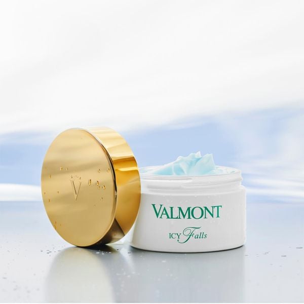 Gel tẩy trang tươi mát Icy Falls Refreshing Makeup Removing Jelly 100ml