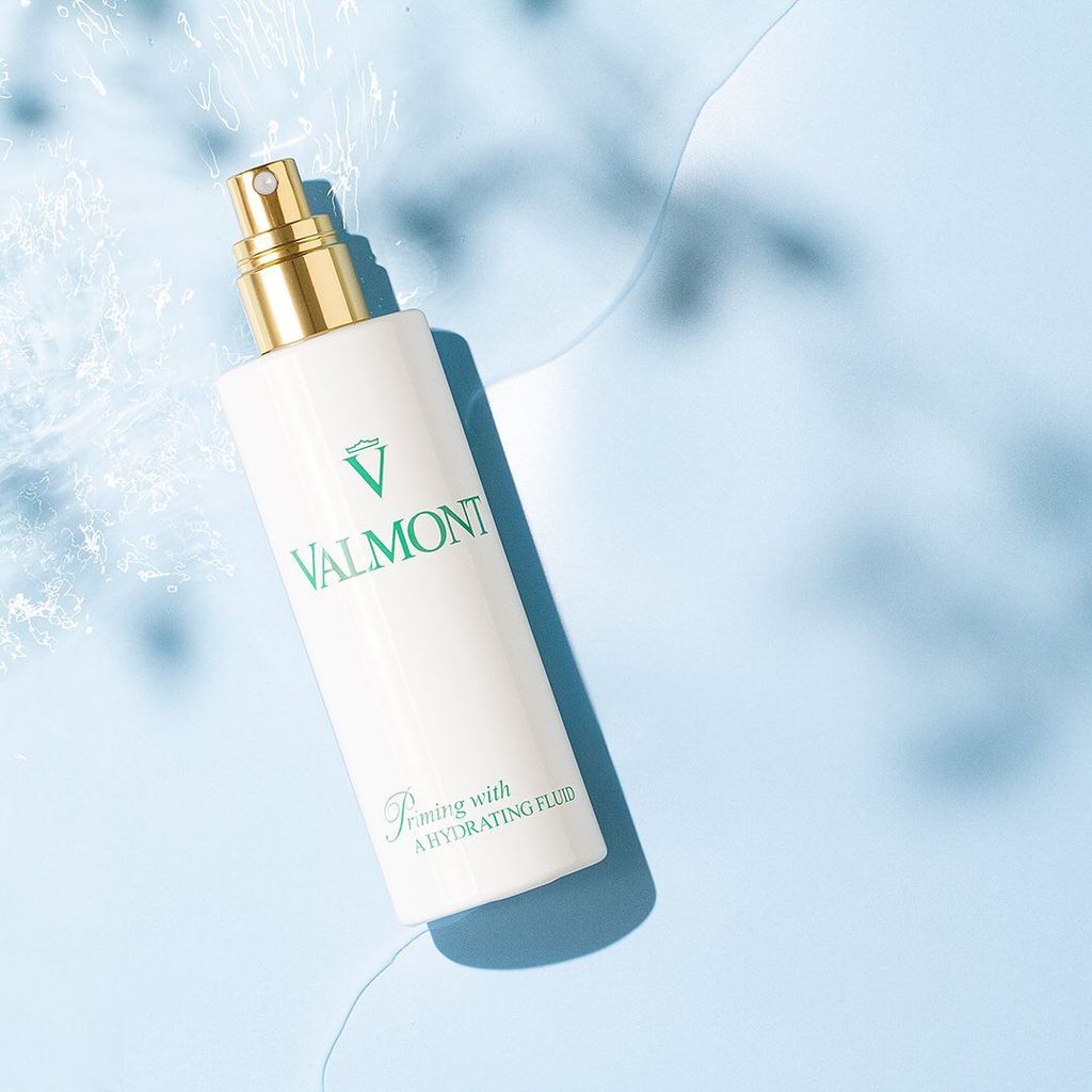 Nước xịt khoáng cấp ẩm cho da Valmont PRIMING WITH A HYDRATING FLUID