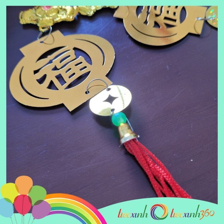  Set 5 dây treo trang trí Tết mẫu lồng đèn chữ Phúc màu vàng lá kẻm 