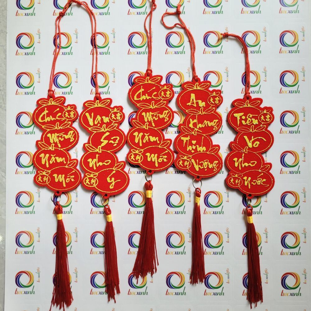  Set 5 phụ kiện nỉ nhung treo trang trí Tết (ngẫu nhiên) Mẫu ankhangthinhvuong 4 x 9 cm 