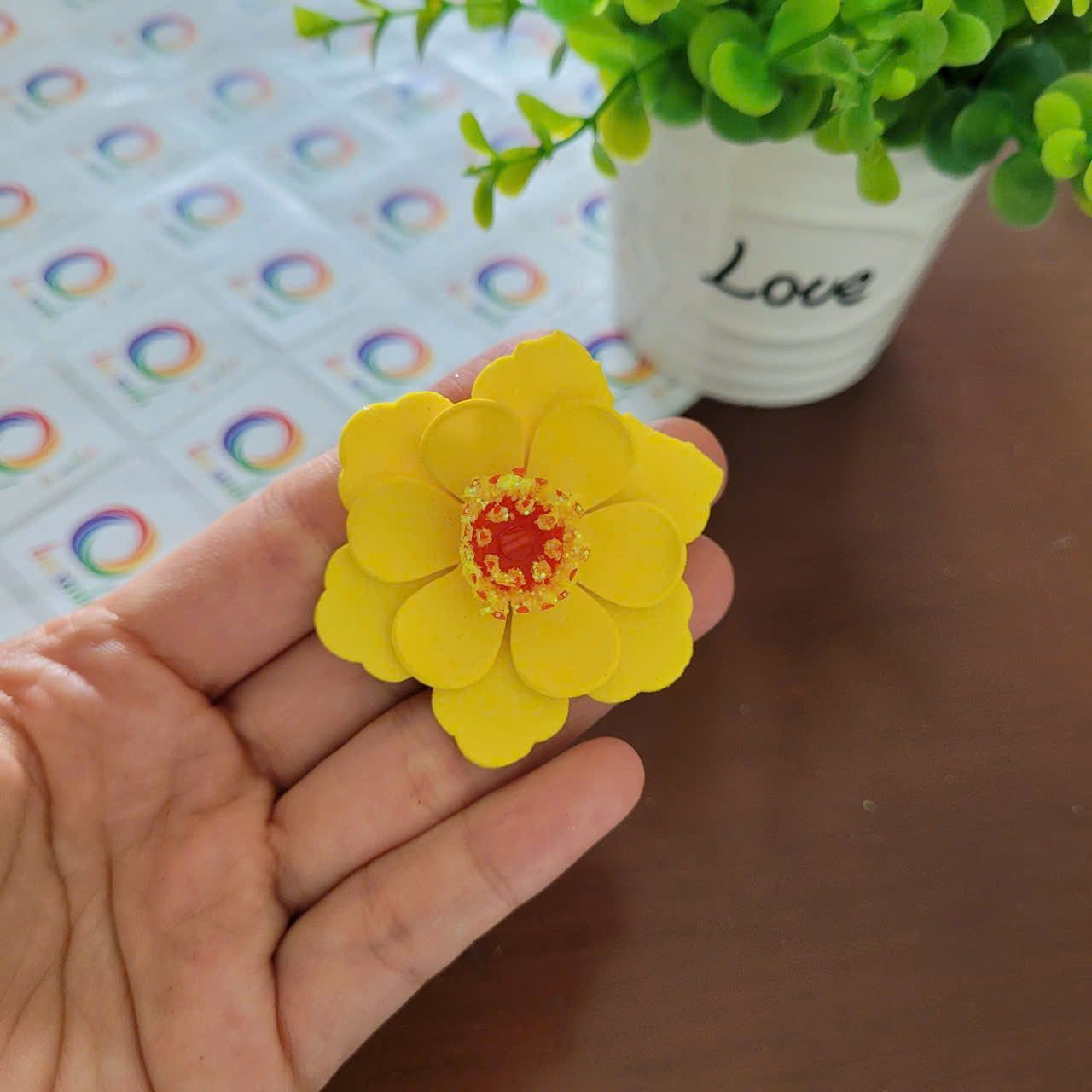  Hoa mai mút nhuỵ nổi trang trí tết size 5cm (8 cái) 