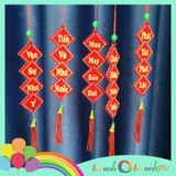  Set 5 phụ kiện nỉ nhung treo trang trí Tết (ngẫu nhiên) Mẫu thoi 3x10 cm 