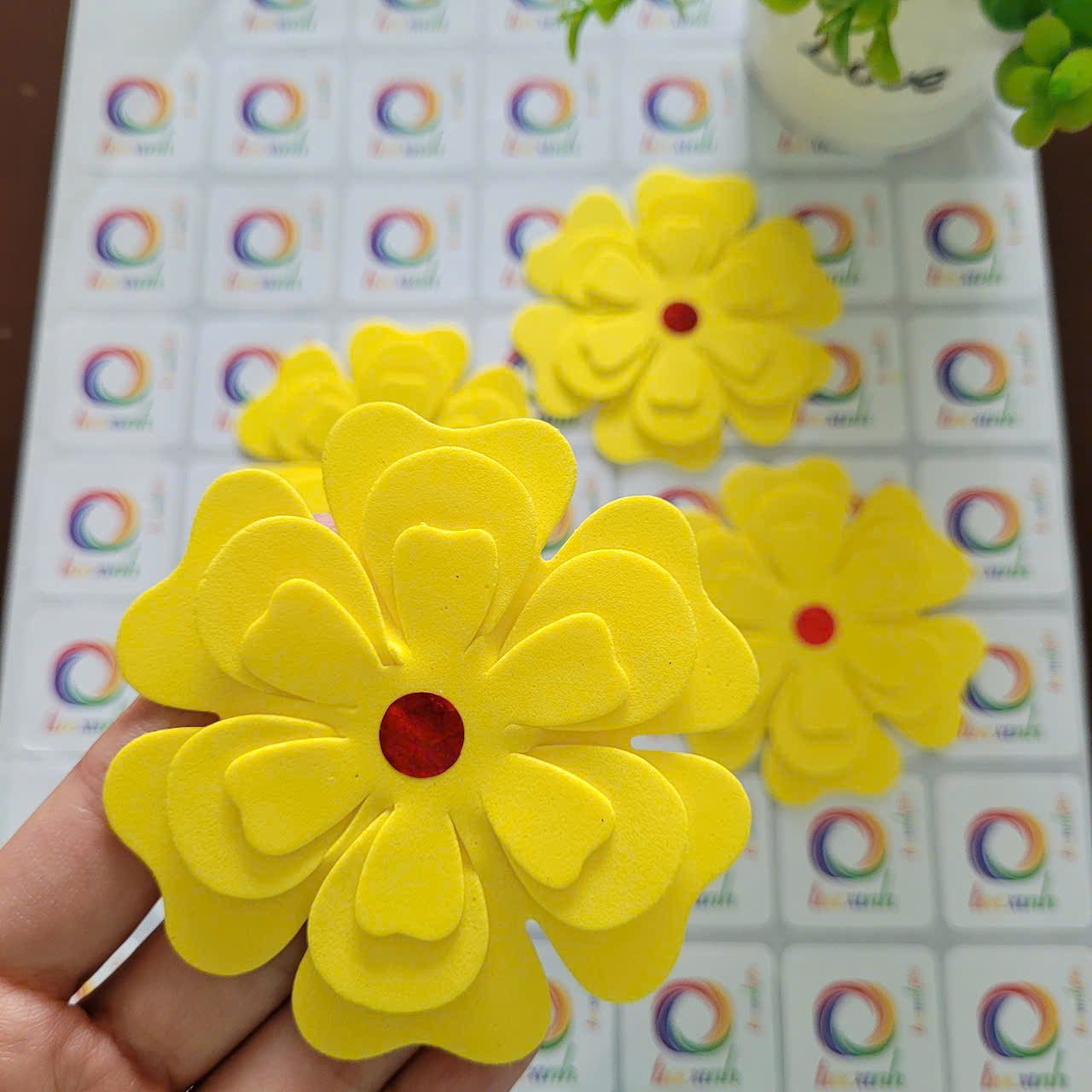  Hoa mai mút dẻo trang trí tết size 8cm (4 cái) 