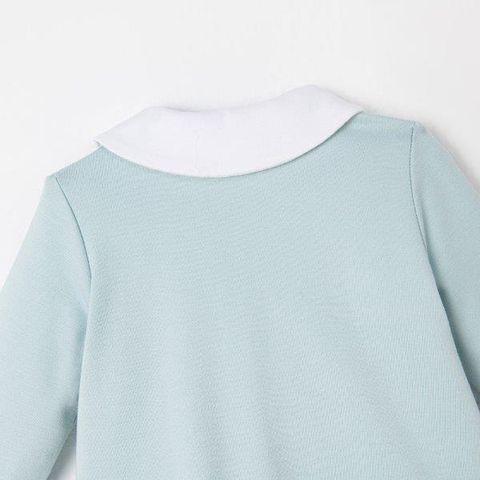  Body suit dài tay màu xanh cổ đức thêu trang trí trước ngực 