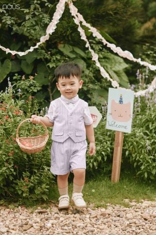  Bộ vest cộc màu nâu phối trắng đính nơ 