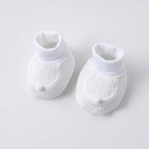  Set PK 4 món màu trắng đính cục bông và thêu trang trí 