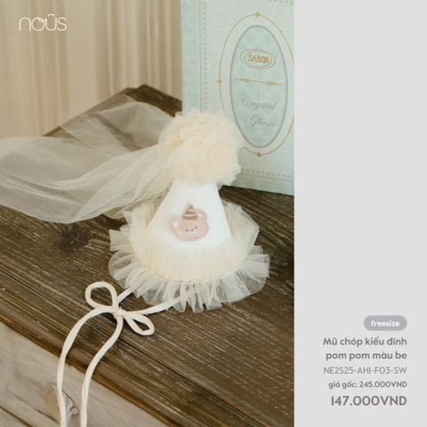 Mũ chóp kiểu đính pom pom màu be 