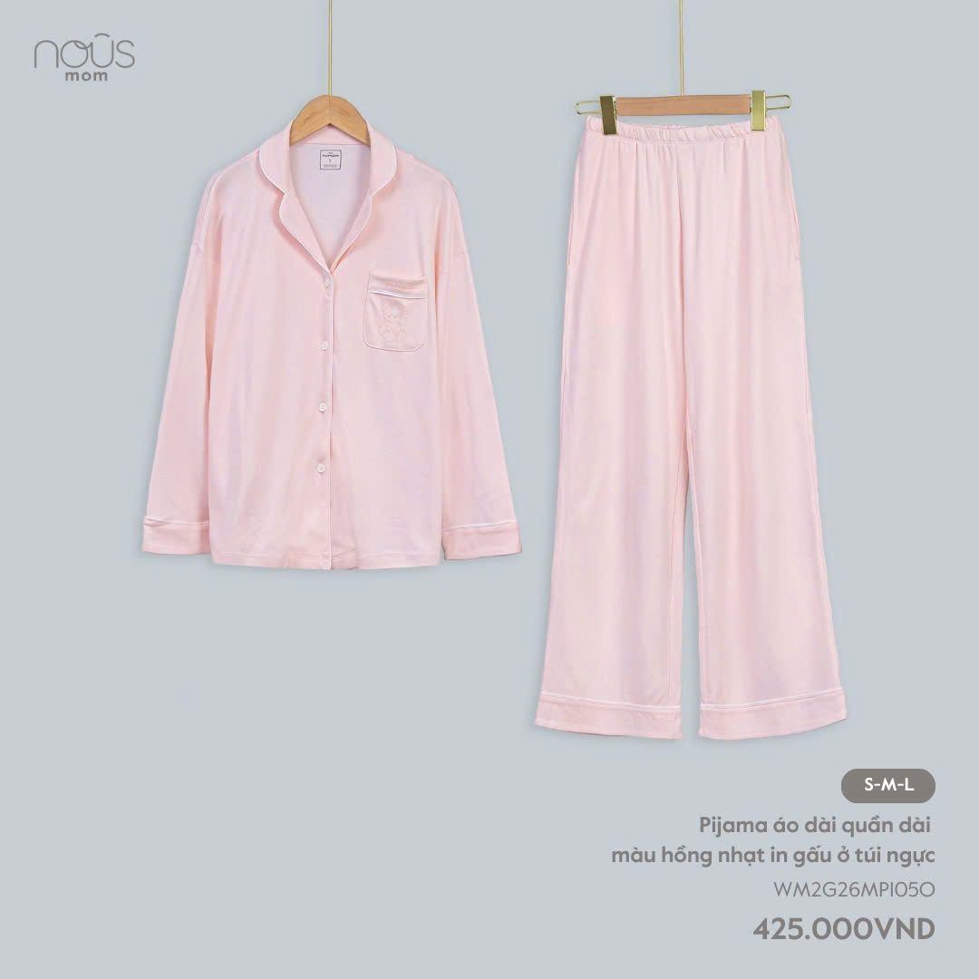  Pyjama áo dài quần dài màu hồng nhạt in gấu ở túi ngực 