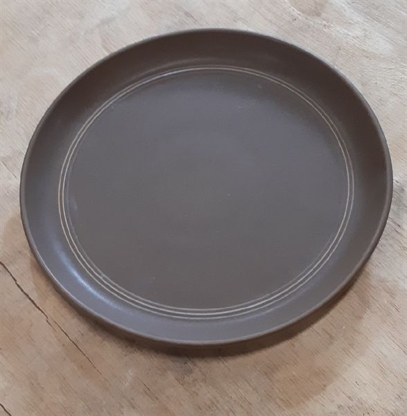  Cocoa - Round Plate 20cm - Dĩa tròn vành 20cm nâu trổ (matte) 