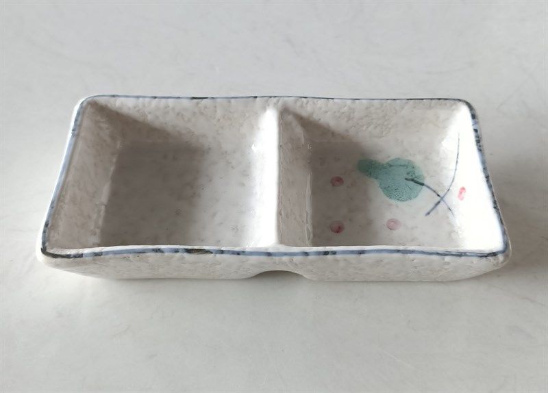  Blanche - 2-compartment Sauce Dish 12 x 6cm - Dĩa 2 ngăn nhỏ 12 x 6cm phun vẽ lá 