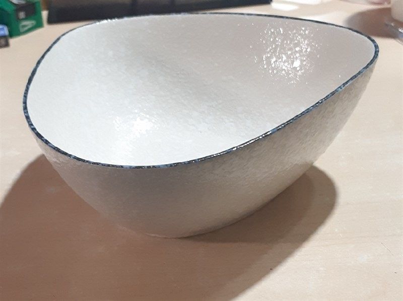  Universe - Triangle Bowl 18cm - Tô tam giác 18cm xám quẹt trắng (phun) 