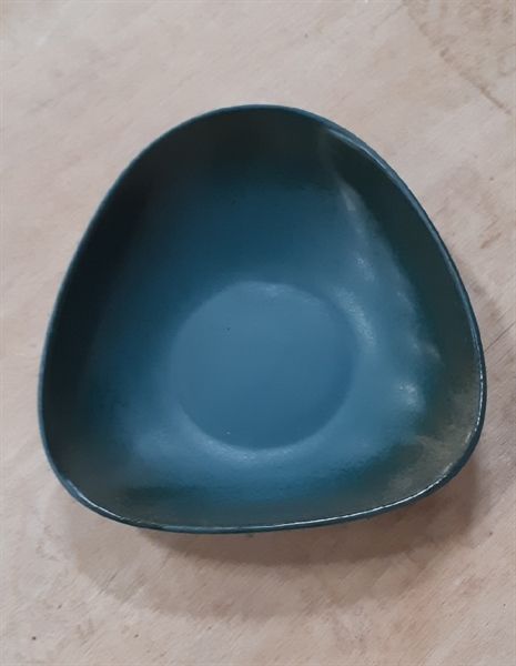  Aphrodite - Triangle Plate 18 x 17 x 5cm - Dĩa tam giác 18 x 17 x 5cm xanh ngọc bích viền nâu (matte) 
