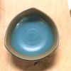  Aqua - Triangle Bowl 21.5 x 7cm - Tô 3 cạnh 21.5 x 7cm xanh biển viền nâu (matte) 