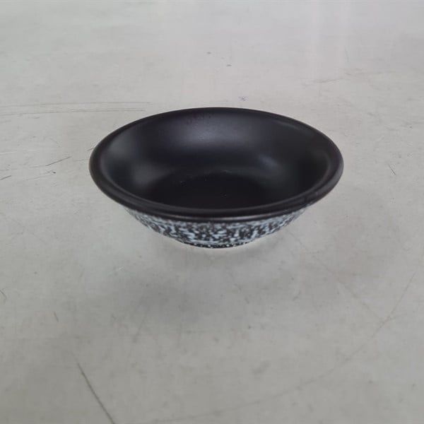  Universe - Sauce Dish 9cm - Chén chấm 9cm đen quẹt trắng 