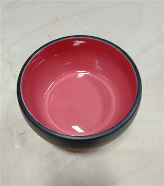  Round Bowl 11 x 5.5cm - Tô tròn dày 11 x 5.5cm đen lòng đỏ 
