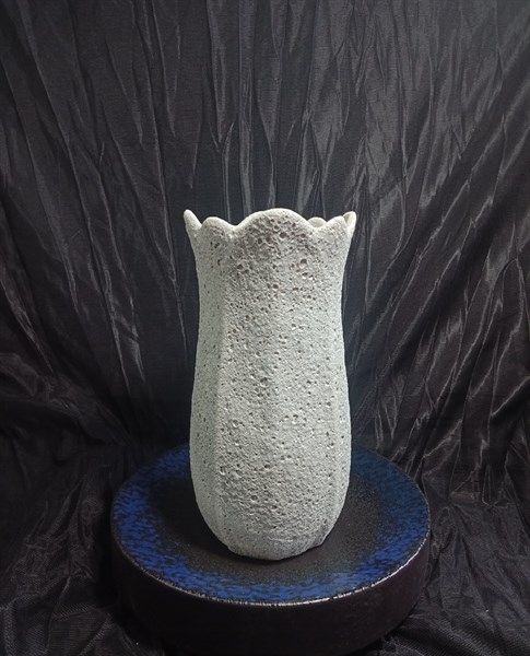  Vase_Bình hoa tulip 23cm san hô kem 