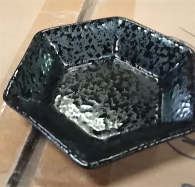  Noir - Hexagon Plate 8.5cm - Dĩa lục giác 8.5cm màu đen không vệt 