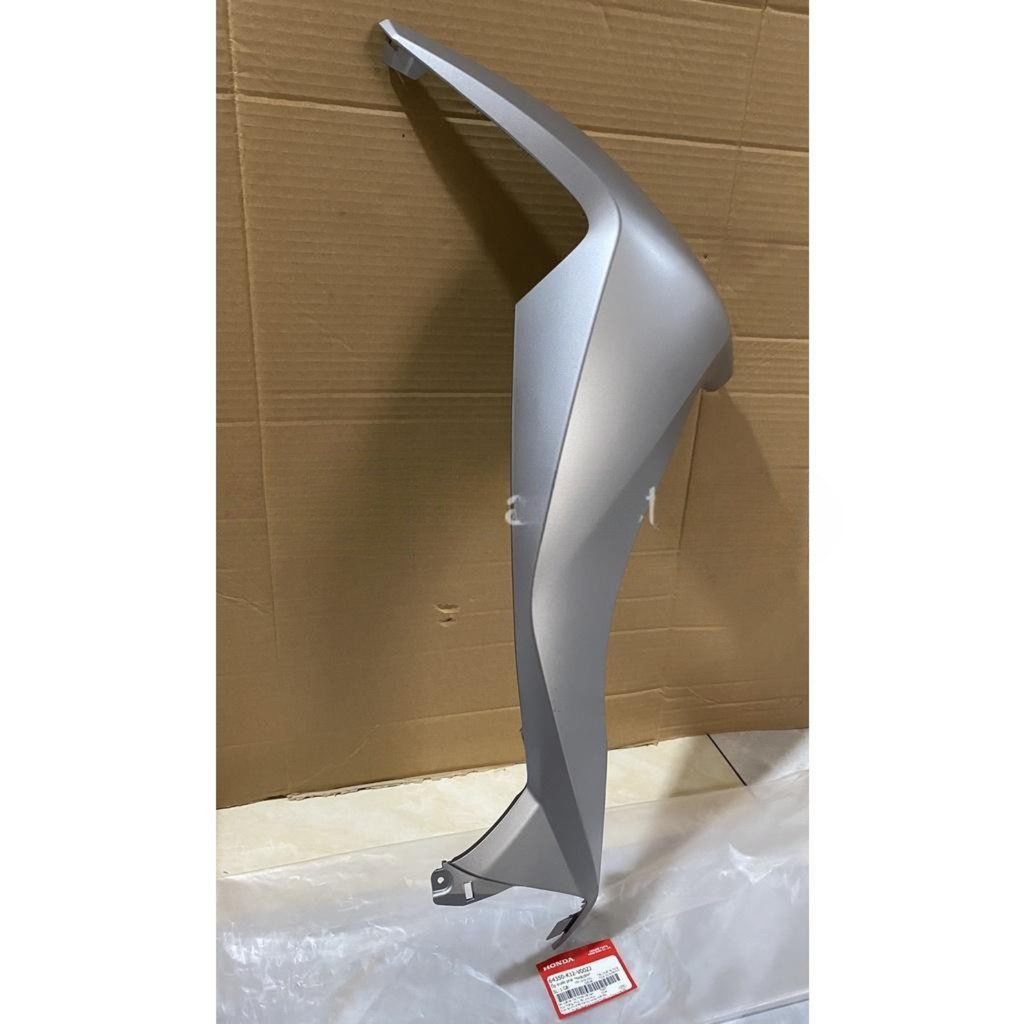 Cánh bửng trước lead 125 2021 2022 2023 2024 2024 2 val 4 val van xám nhám ( bán lẻ từng bên ) AA