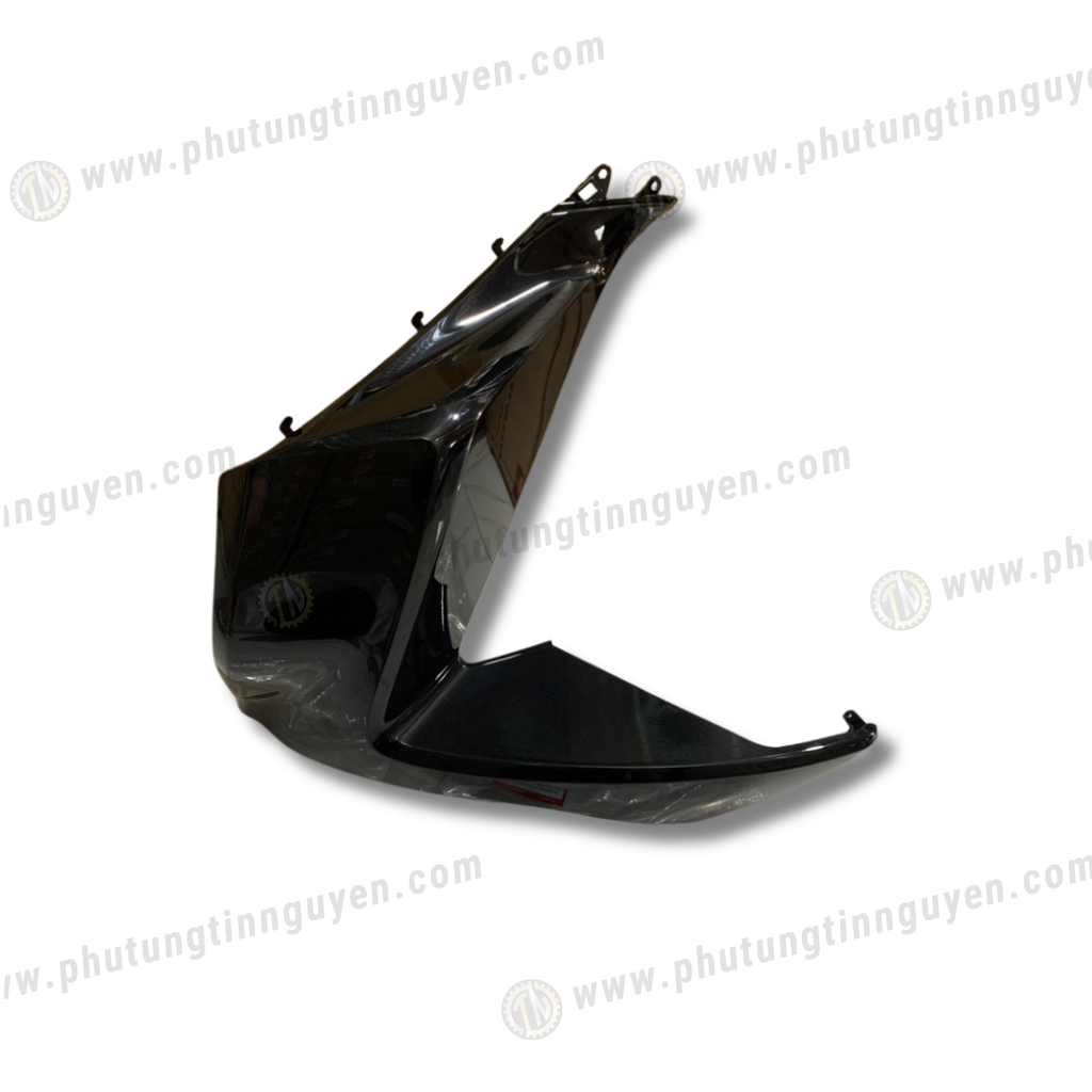 Má bửng ốp chóa đèn pha trước PCX 125 2015 2016 2017 ( Có bán lẻ từng bên ) màu đen bóng AA