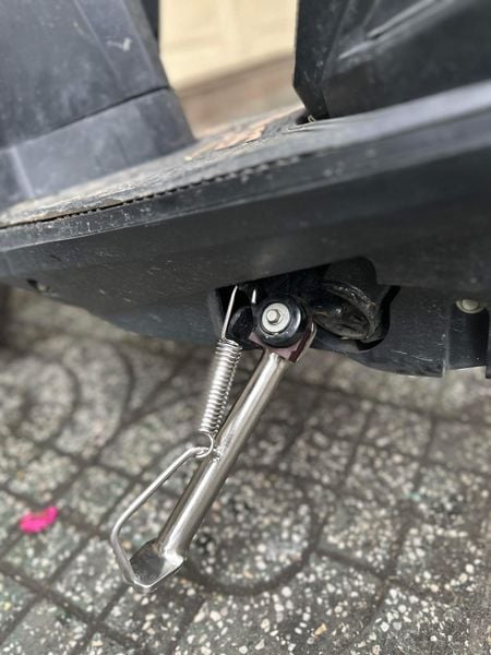  Chân chống nghiêng inox Vario Air blade tặng lò xo 