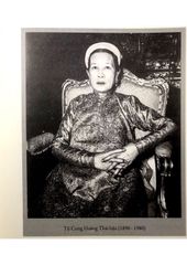 Hoàng Hậu Nam Phương - Qua Một Số Tư Liệu Chưa Công Bố - Phạm Hy Tùng