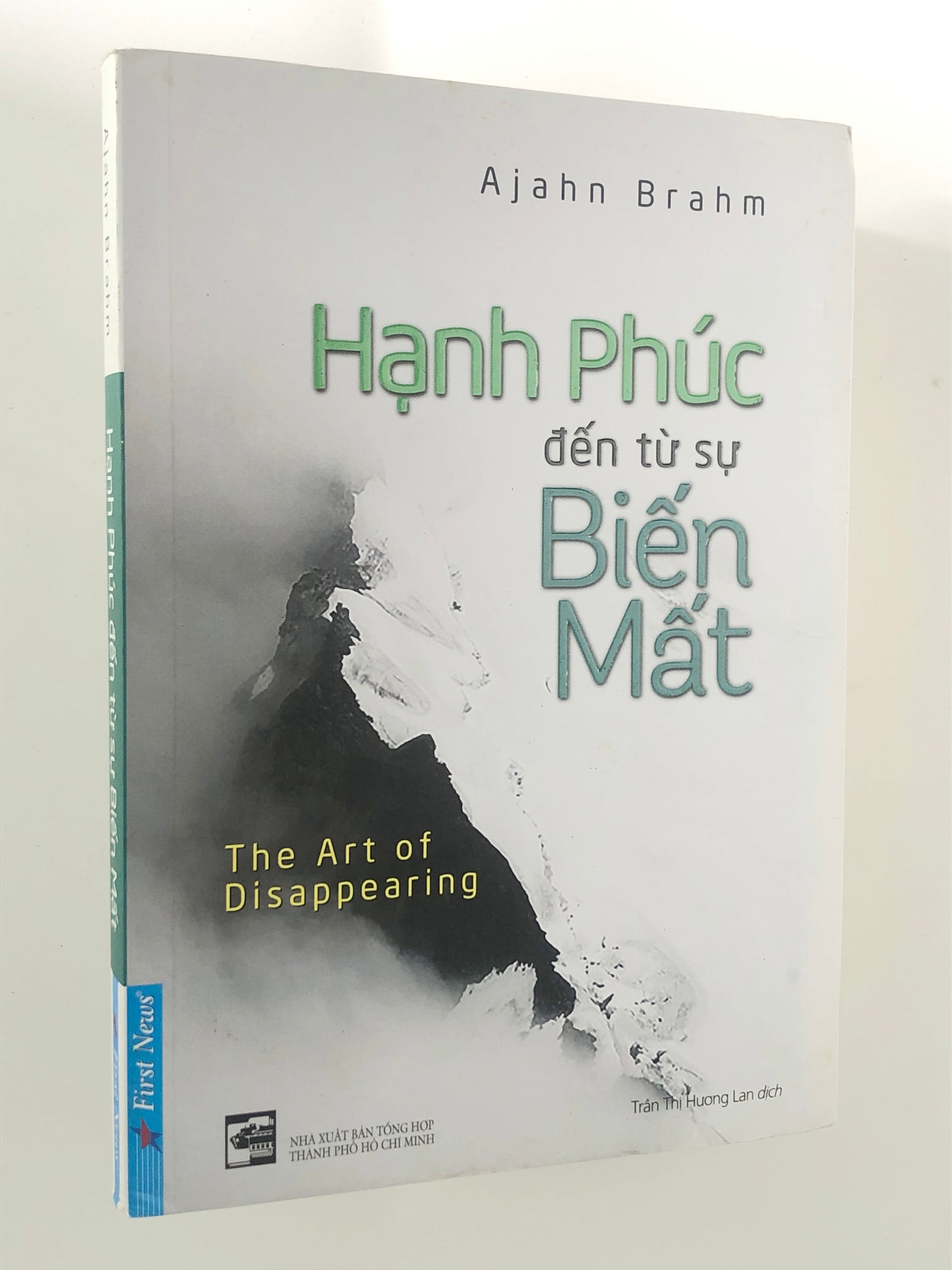 { Trưng Bày } Hạnh Phúc Đến Từ Sự Biến Mất  - Ajahn Brahm