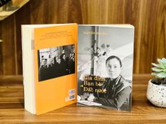 Gia Đình Bạn Bè Đất Nước ( Hồi Ký Nguyễn Thị Bình ) - Bìa Mềm