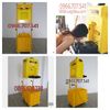 binh-rua-mat-khan-cap-8l-co-dong-ho