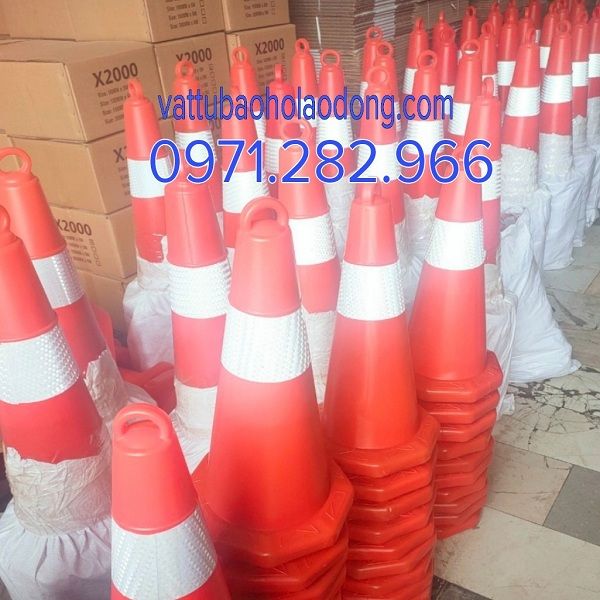 coc-tieu-hinh-chop-55-68cm