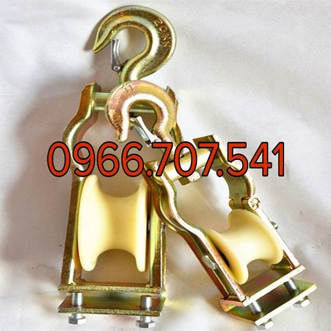 puly nhựa 60x120mm