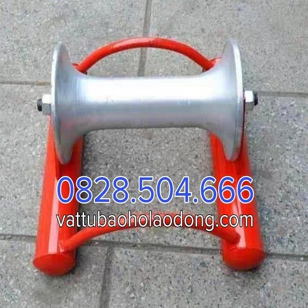 con-lan-keo-cap-don-banh-nhom