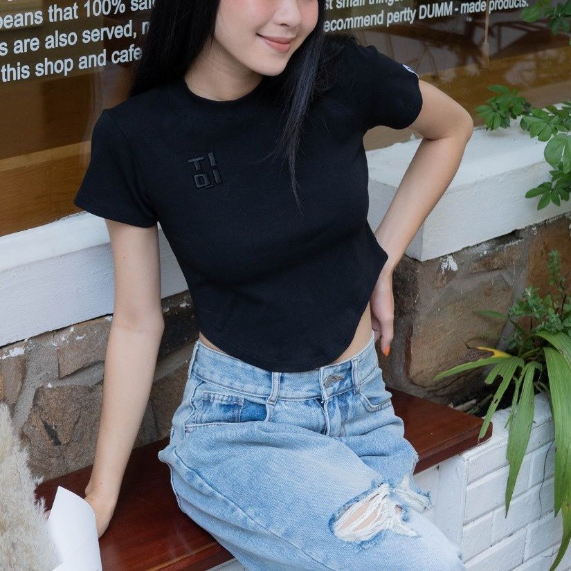  Áo croptop thun thêu logo TiQi Jeans A199 