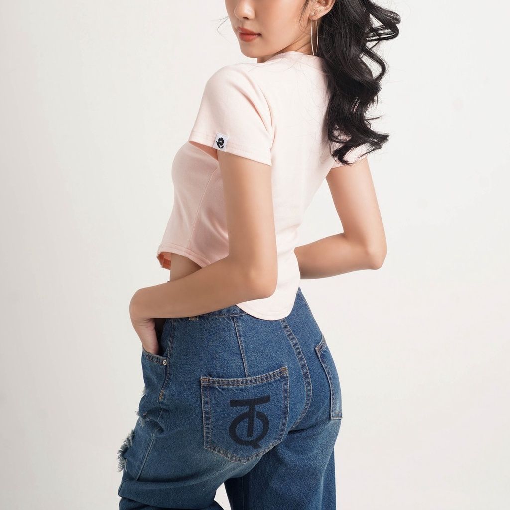  Áo croptop thun thêu logo TiQi Jeans A199 