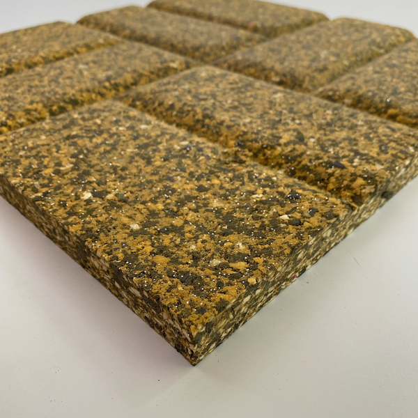 Gạch cao su tái chế