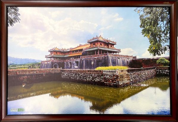 Tranh phong cảnh Việt Nam từ nhựa tái chế của công ty Thanh Tùng 2.