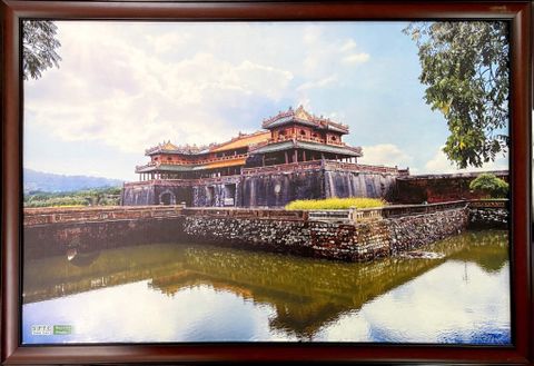 Tranh từ nhựa tái chế HOÀNG THÀNH HUẾ