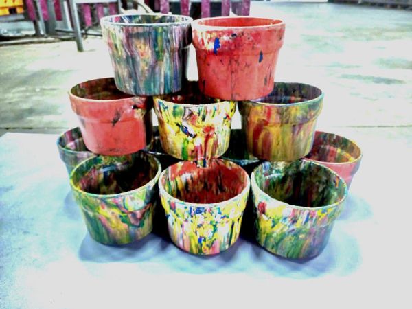 Chậu cây nhựa tái chế