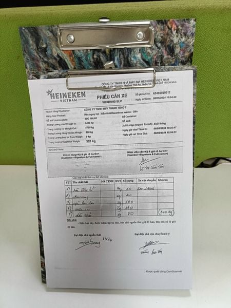 Kẹp giấy văn phòng từ nhựa tái chế