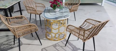 Bộ bàn ghế nhựa tái chế