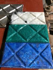 Gạch lát đường nhựa tái chế