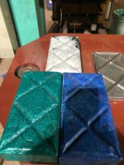 Gạch lát đường nhựa tái chế