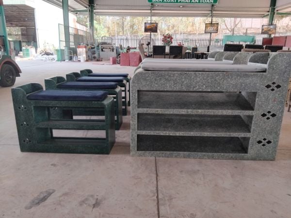 Kệ giày dép nhựa tái chế