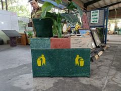 Thùng rác 3 ngăn từ nhựa tái chế