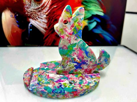 Giá đỡ điện thoại nhựa tái chế Thanh Tùng 2